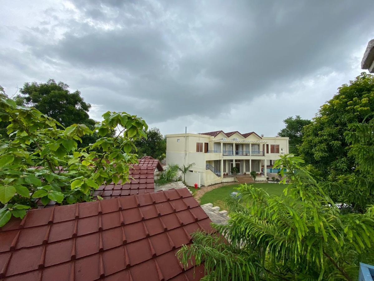 Las Cabanas Resort Pushkar Exterior photo